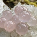 Kwarc różowy - mała mini KULA kryształ - kulka